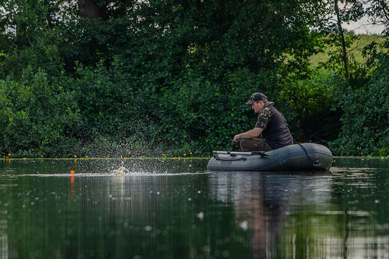 Barca Fox EOS 215 - Tienda Carpfishing
