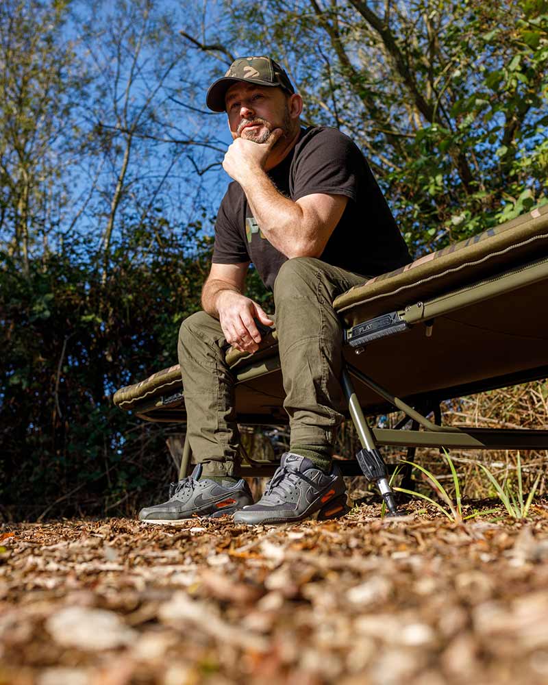 Bed Chair Fox Flatliner X - Tienda Carpfishing