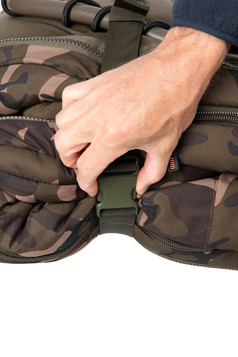 Bed Chair + saco de dormir Fox Camolite Compact - Tienda Carpfishing
