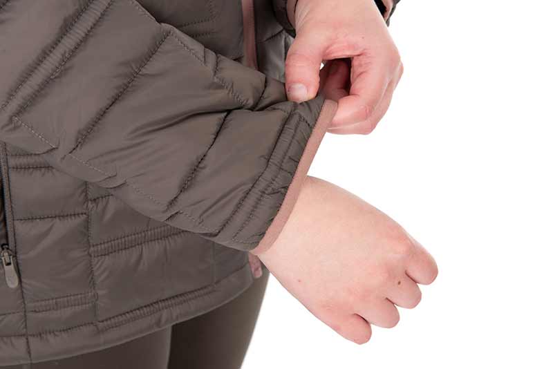 Chaqueta Fox Explorer acolchada para mujer - Tienda Carpfishing