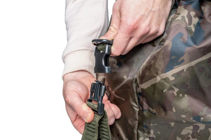 Funda para Bed Chair Nash Subterfuge Impermeable - Tienda Carpfishing