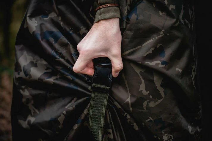 Funda para Bed Chair Nash Subterfuge Impermeable - Tienda Carpfishing