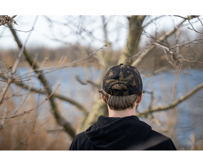 Gorra Avid Carp Distortion Camo - Tienda Carpfishing