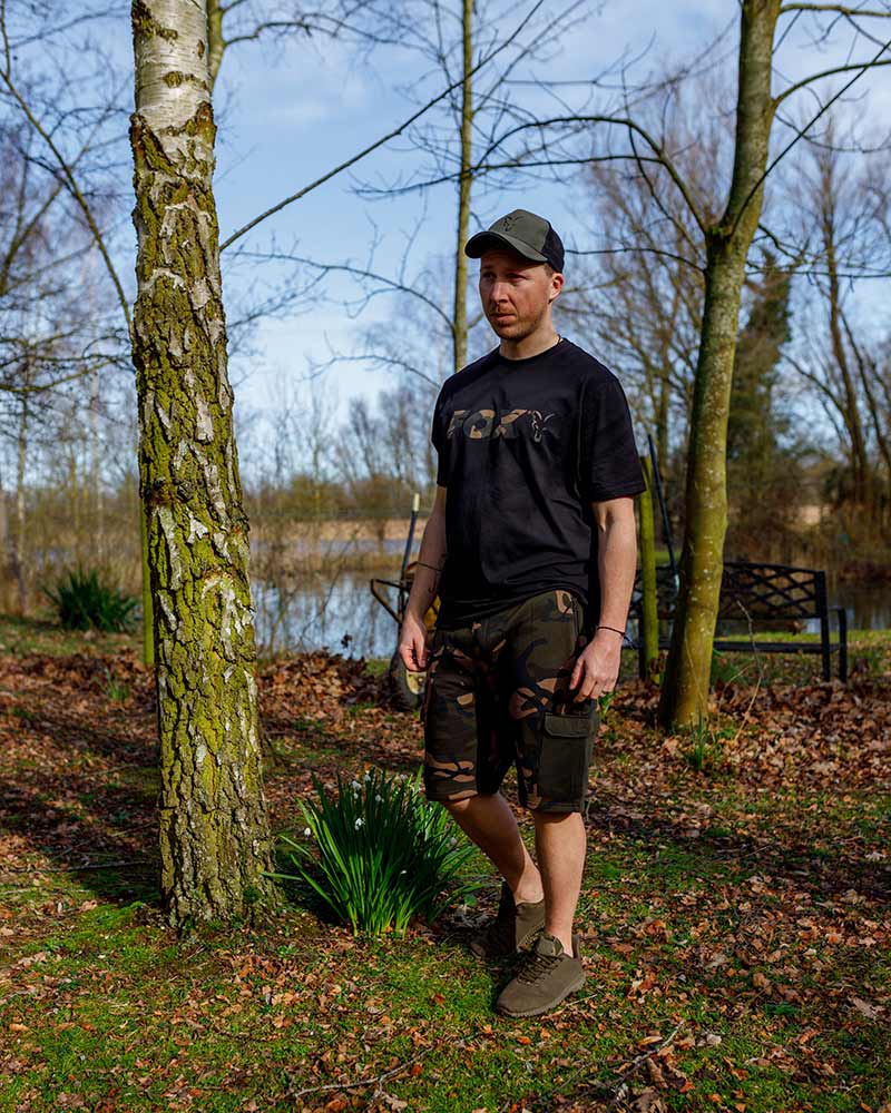 Pantalón corto Fox LW Camo - Tienda Carpfishing