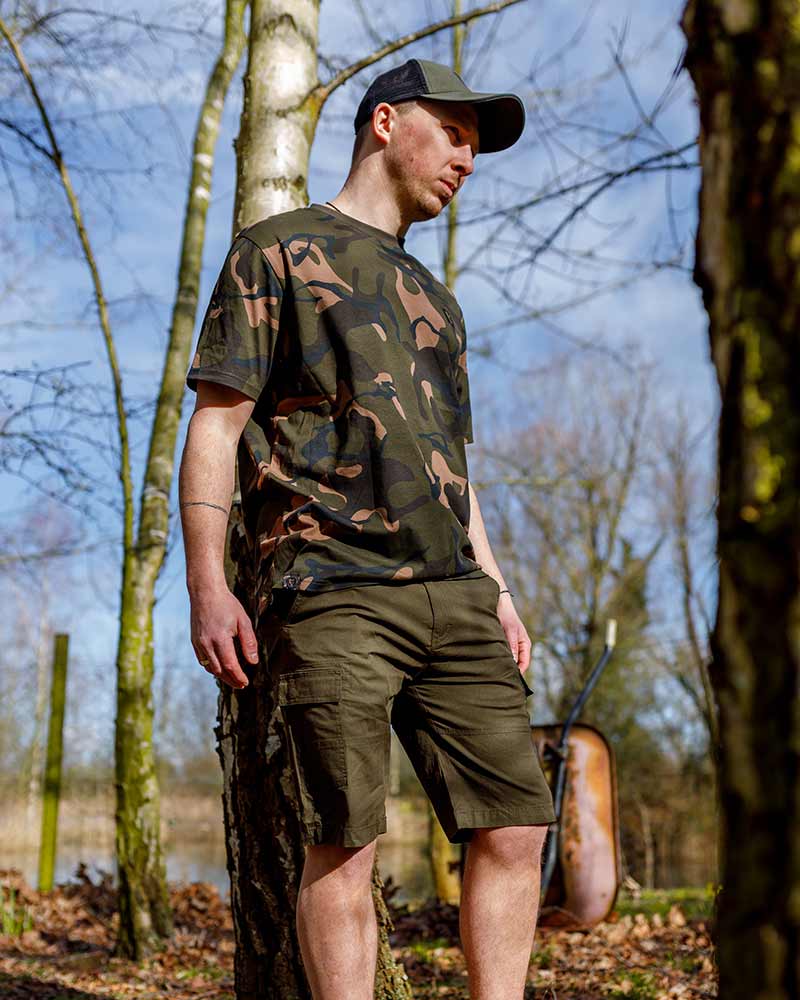 Pantalón corto Fox LW Combat Caqui - Tienda Carpfishing
