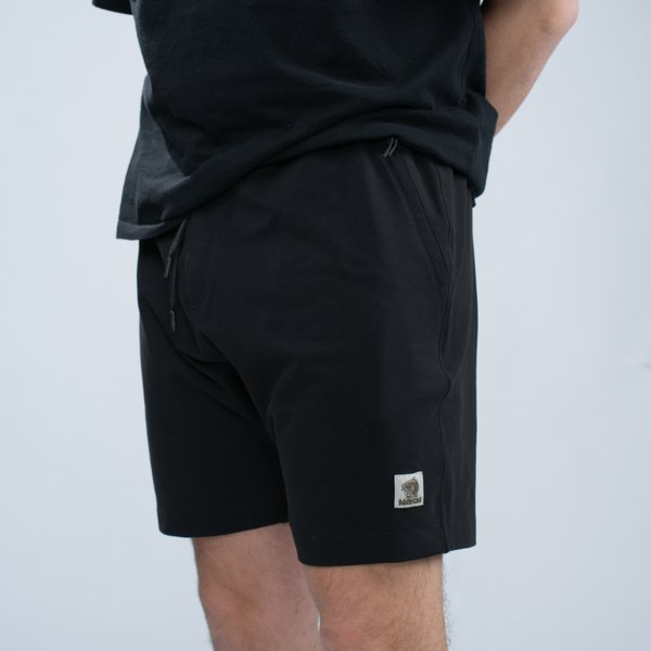 Pantalón corto Nash Make It Happen Negro - Tienda Carpfishing