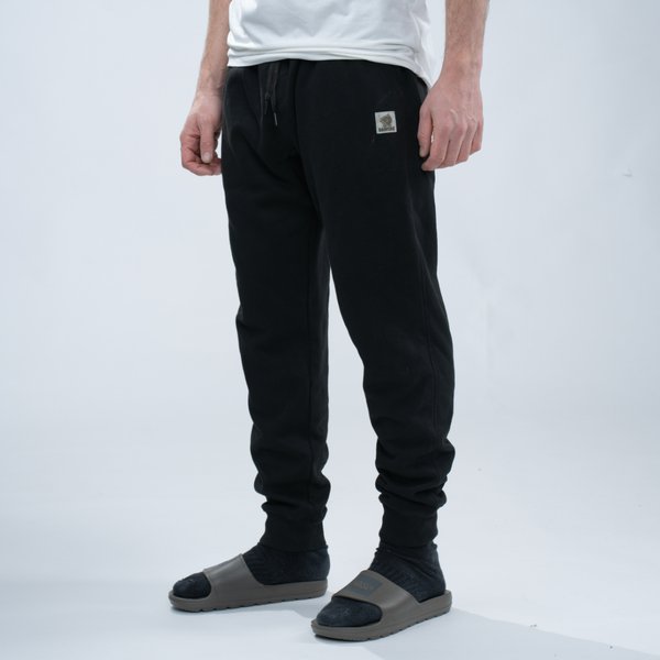 Pantalón Nash Make It Happen Negro - Tienda Carpfishing