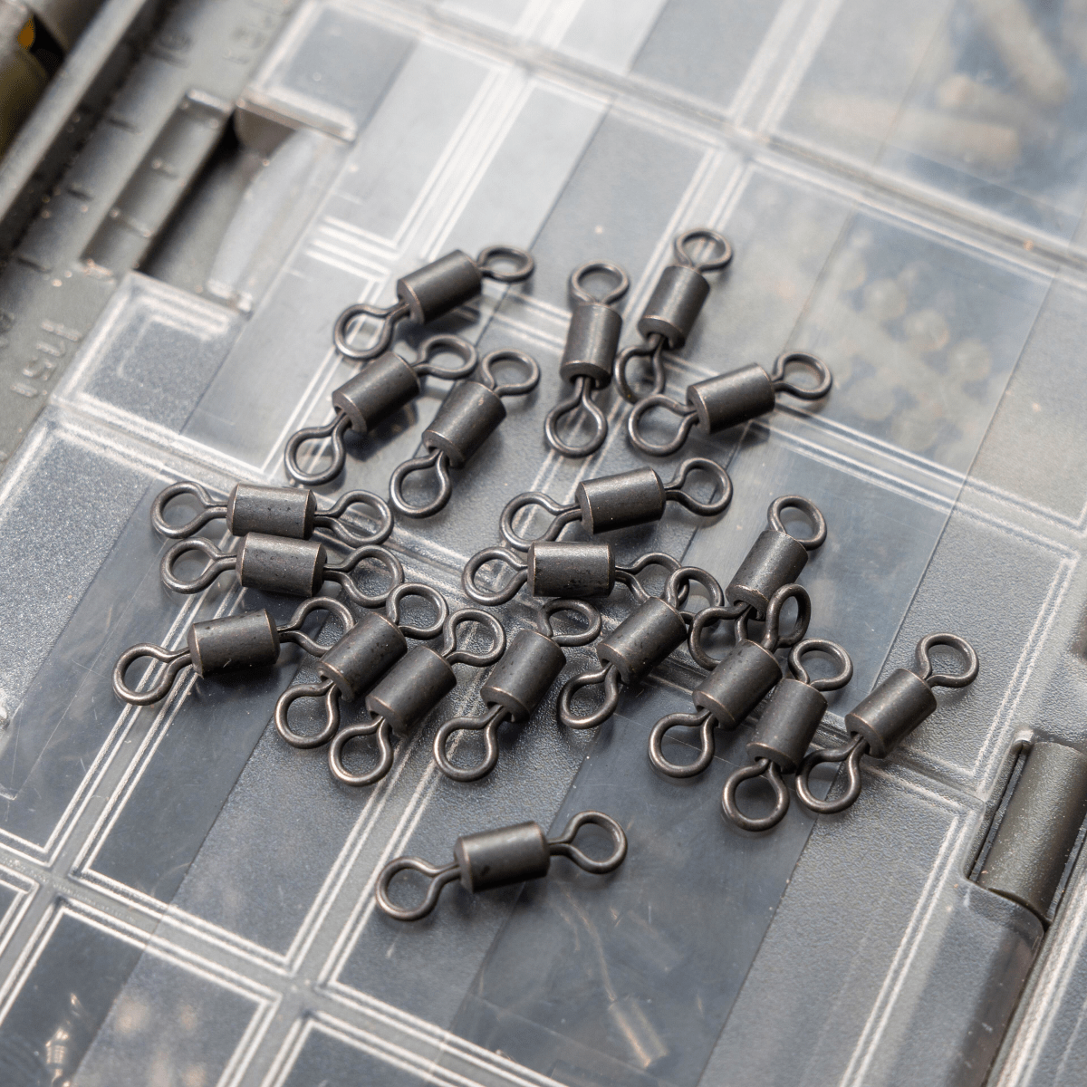 Quitavueltas Avid Carp Outline 7 - Tienda Carpfishing