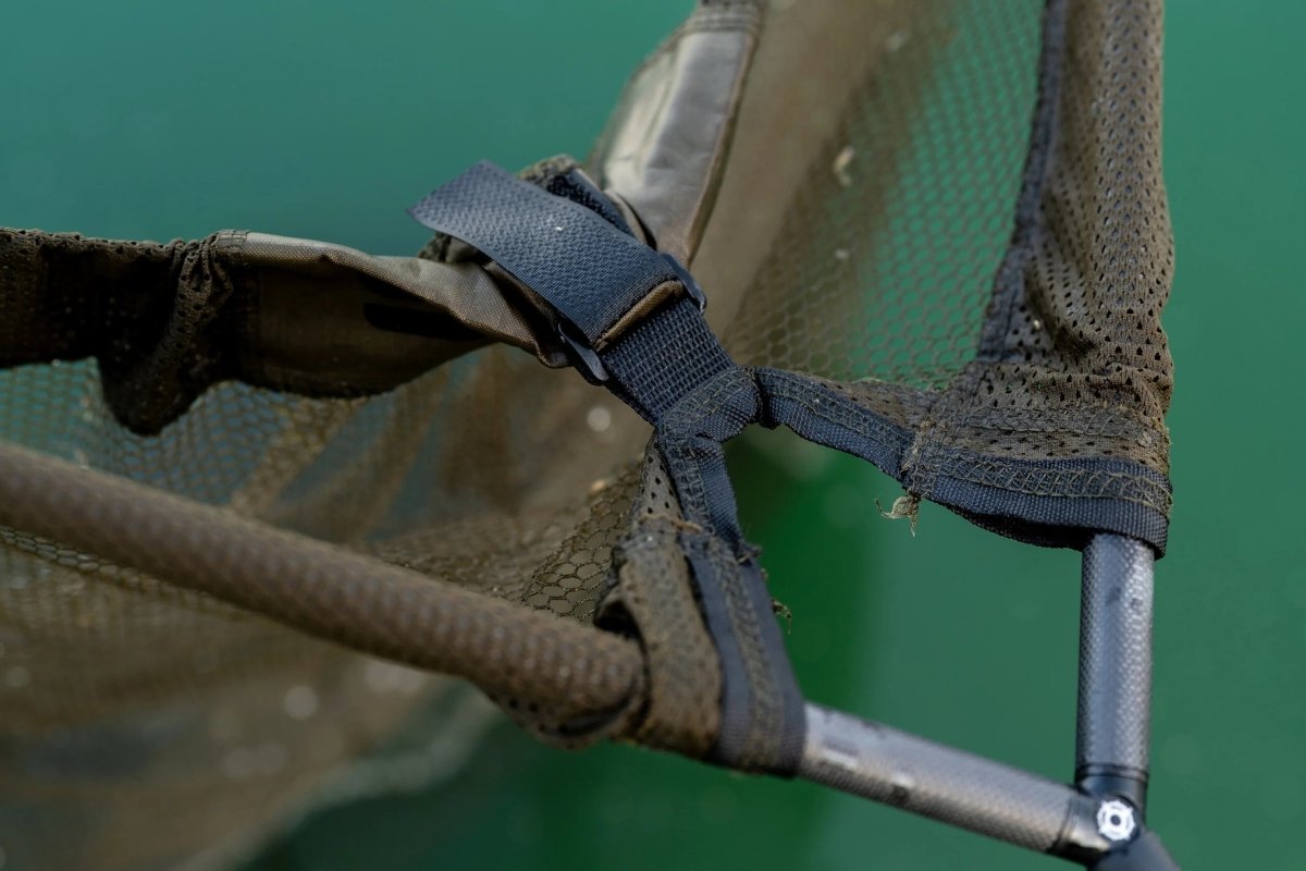 Sacadera Nash Scope OPS Retract 42" 2 Tramos - Tienda Carpfishing