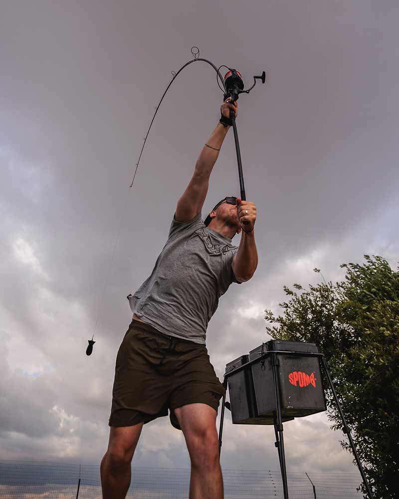 Trenzado cónico Spomb Rojo 0,20 - 0,38 mm - 3 x 10 m - Tienda Carpfishing