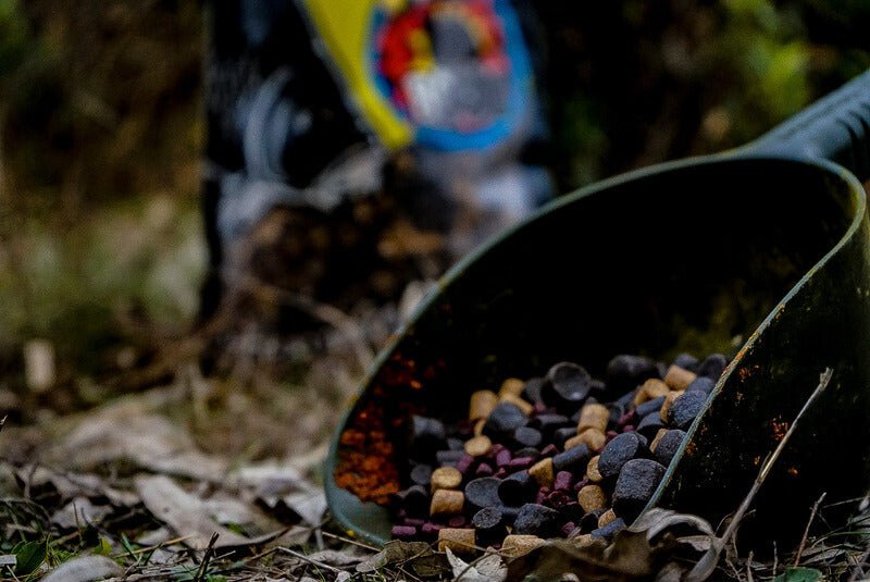 Pellets Pro Elite Baits Mix Boom 6 - 8 - 14 mm 3 kg - Tienda Carpfishing