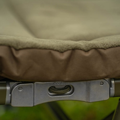 Bed Chair Avid Carp Benchmark Ultra X 8 patas - Tienda Carpfishing