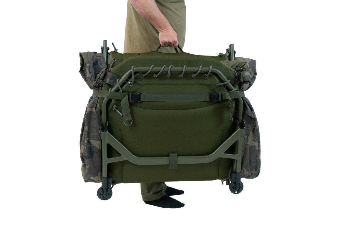 Bed Chair con saco de dormir Solar Worldwide STD 6 patas - Tienda Carpfishing
