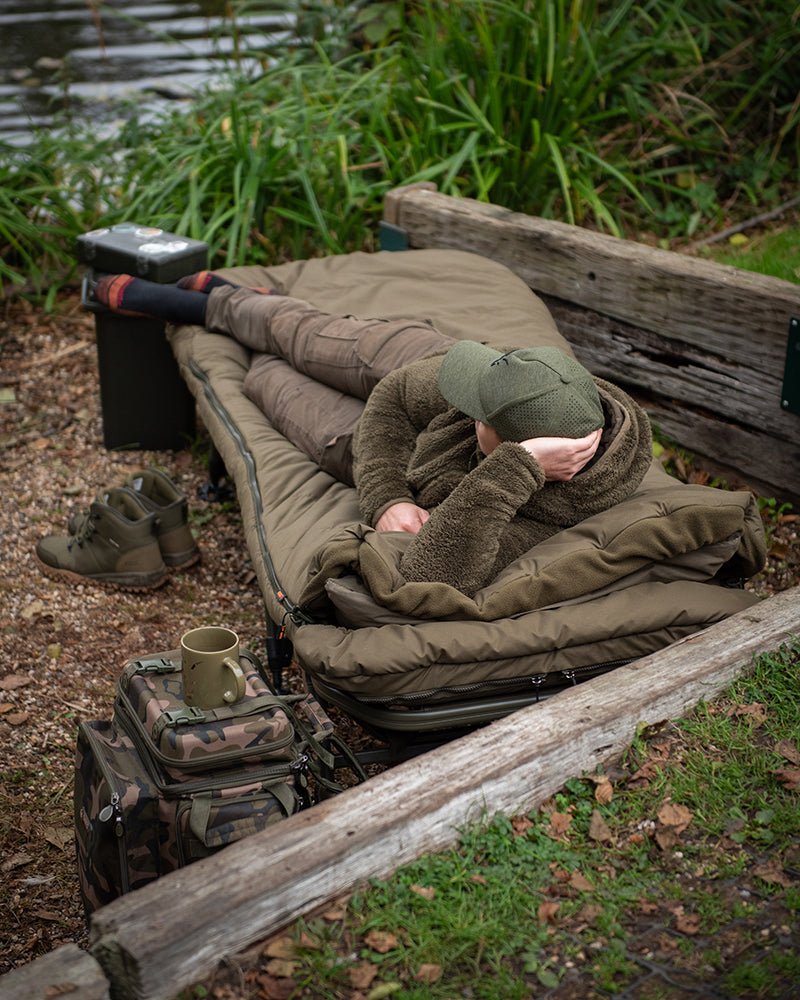Bed Chair Duralite+ con saco de dormir Ventec Fox 5 estaciones - Tienda Carpfishing