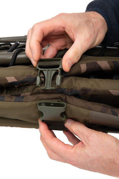 Bed Chair Fox Camolite XL - Tienda Carpfishing