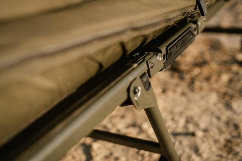 Bed Chair Fox Flatliner X 3 y 5 estaciones - Tienda Carpfishing