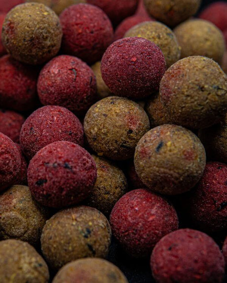 Boilies Solubles Pro Elite Baits Banana Strawberry 20 mm 3,5 Kg - Tienda Carpfishing