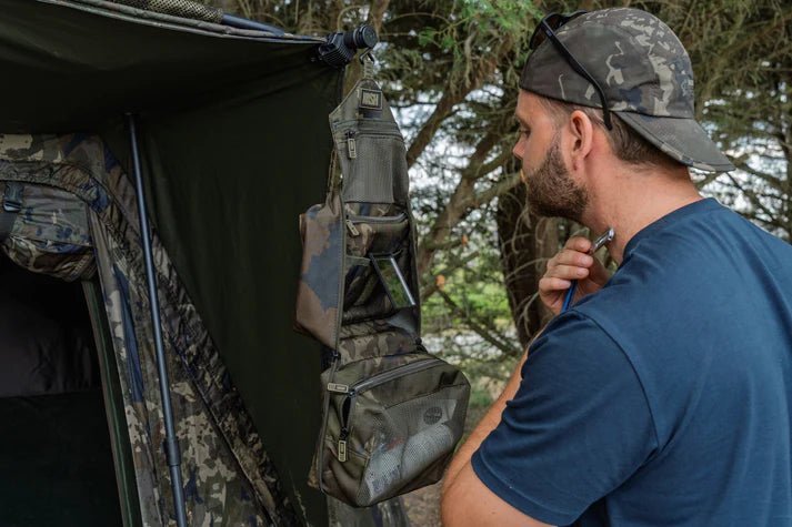 Toiletry Bag Nash Subterfuge - Tienda Carpfishing