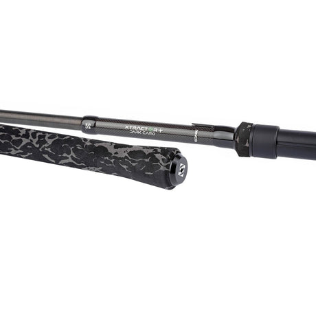 Caña Sonik Xtractor+ Dark Camo 10 pies 3,00 lb - Tienda Carpfishing