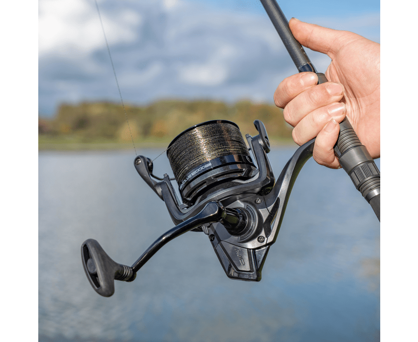 Carrete Avid Carp Revolve 12000FD - Tienda Carpfishing