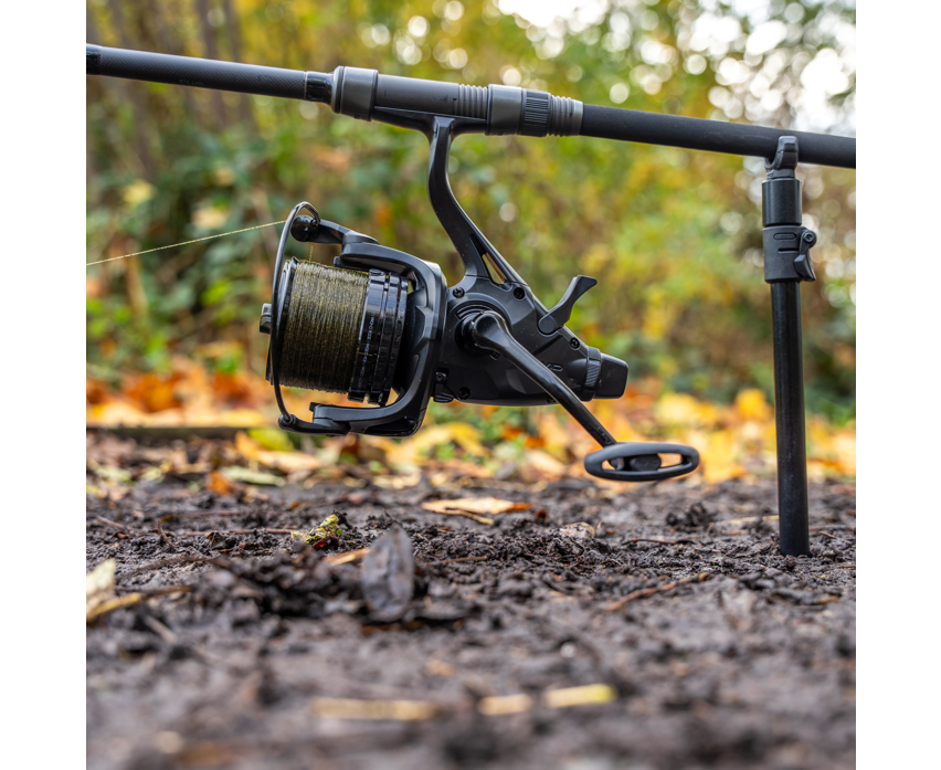Carrete Avid Carp Revolve 8000FS - Tienda Carpfishing