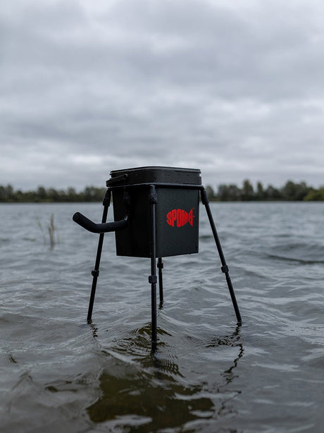 Cubo Spomb Camo 18 litros - Tienda Carpfishing