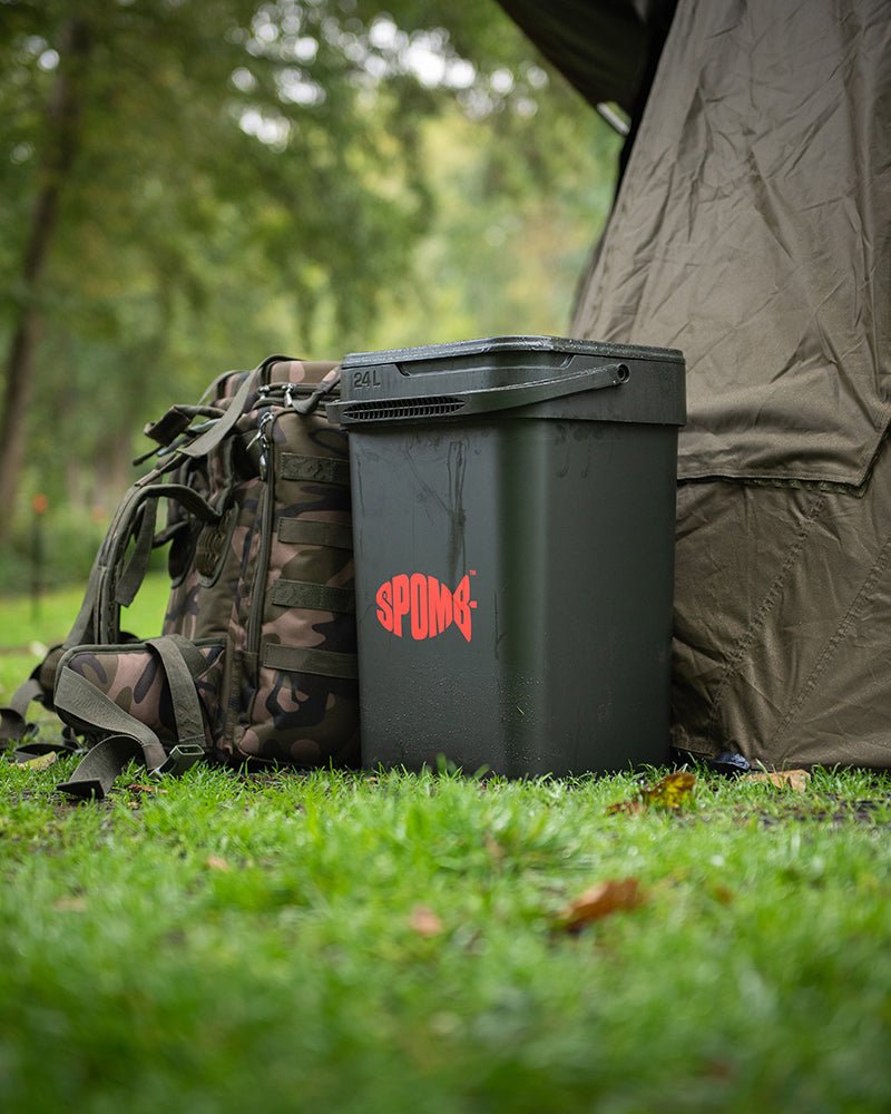 Cubo Spomb Camo 24 litros - Tienda Carpfishing