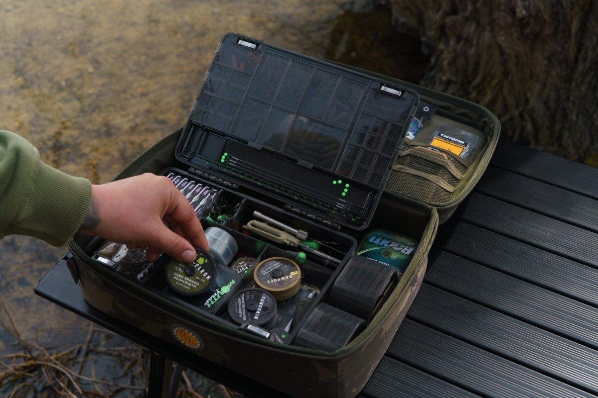Estación de montaje Solar Worldwide L - Tienda Carpfishing