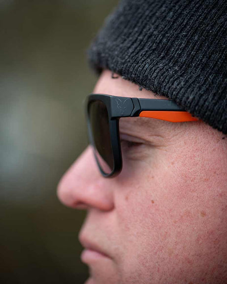 Gafas de sol polarizadas Fox Collection Negra y Naranja - Tienda Carpfishing