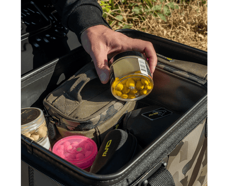 Macuto Avid Carp Stormshield EVA Camo 40 L - Tienda Carpfishing