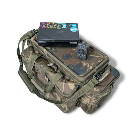 Macuto Nash Subterfuge Carryall Grande 65L - Tienda Carpfishing