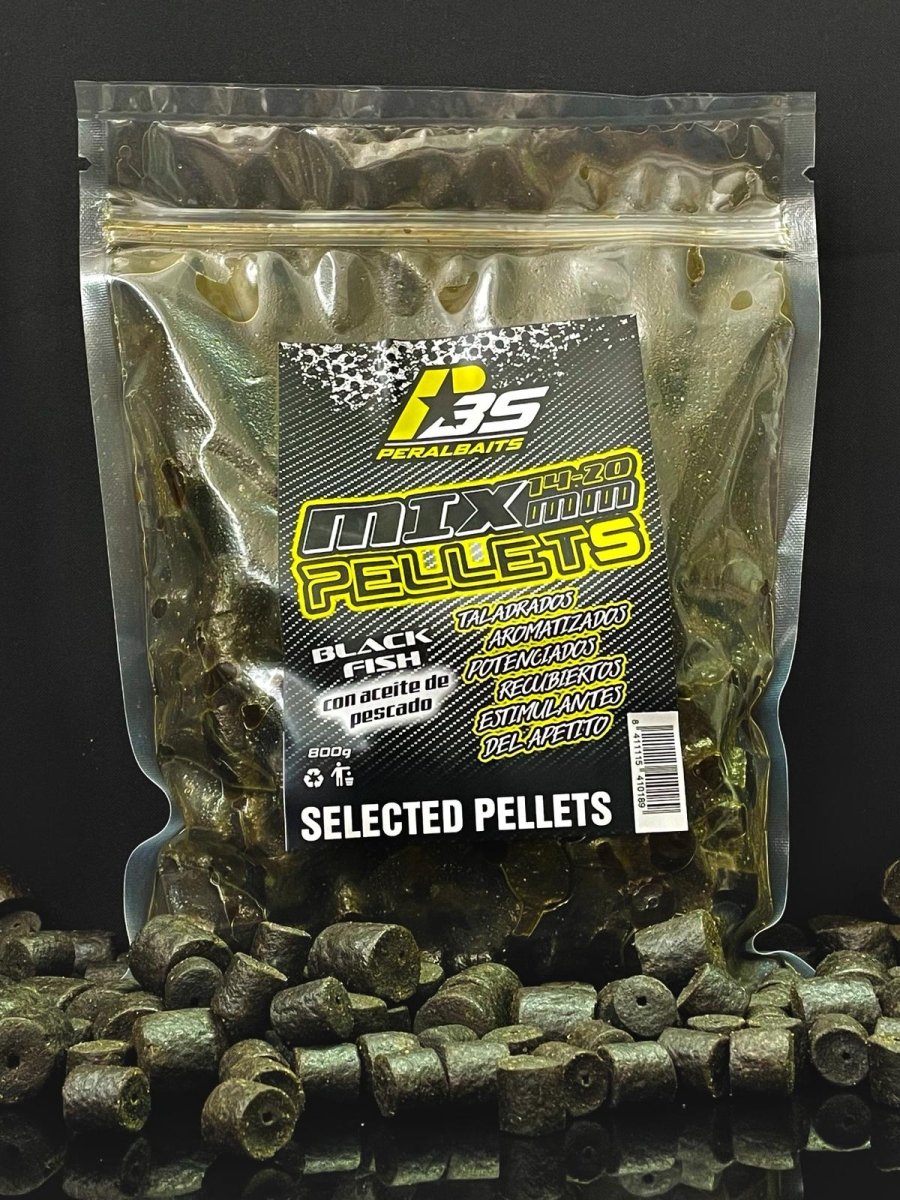 Mix Pellets Líquido Peralbaits Black Fish 14 - 20 mm - Tienda Carpfishing