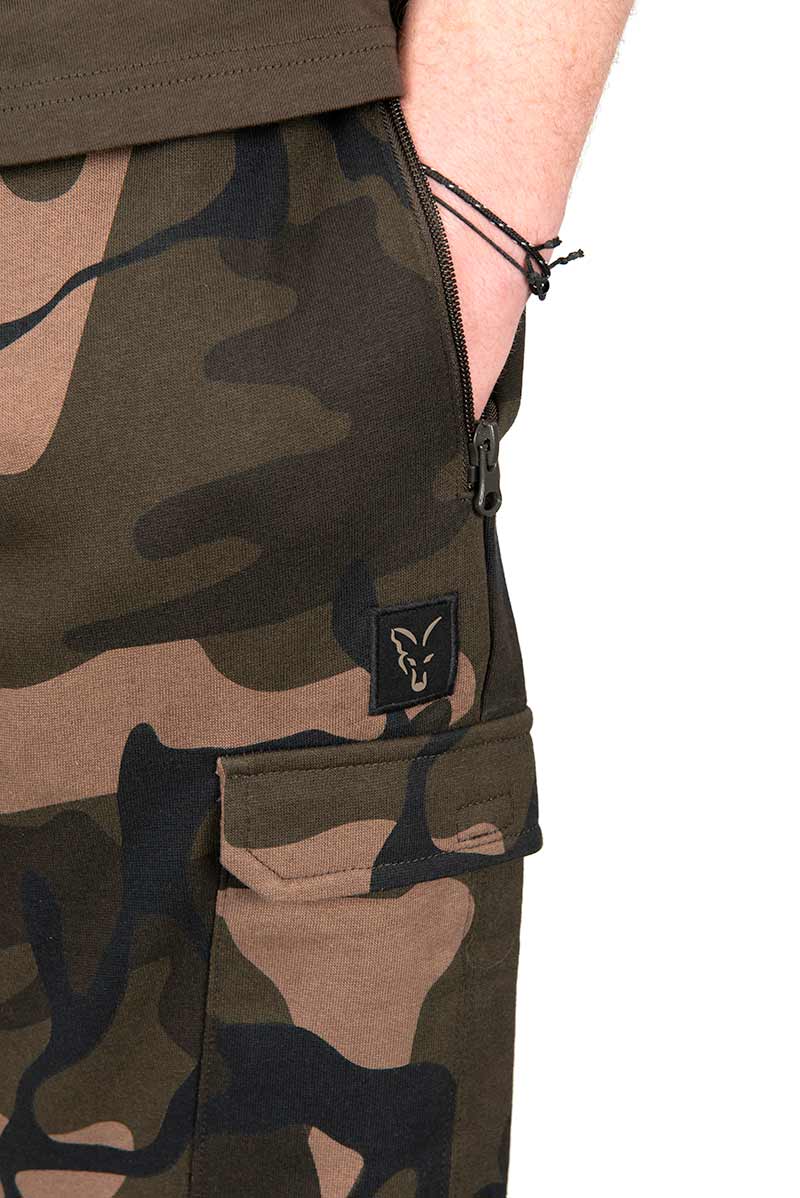 Pantalón corto Fox LW Camo - Tienda Carpfishing