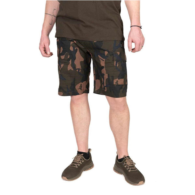 Pantalón Corto Fox LW Combat Camo - Tienda Carpfishing