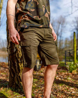 Pantalón corto Fox LW Combat Caqui - Tienda Carpfishing