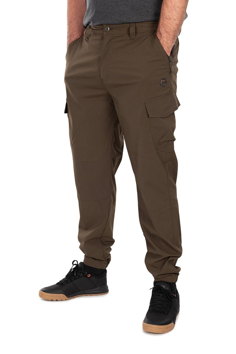 Pantalón Fox Caqui LW Cargo - Tienda Carpfishing