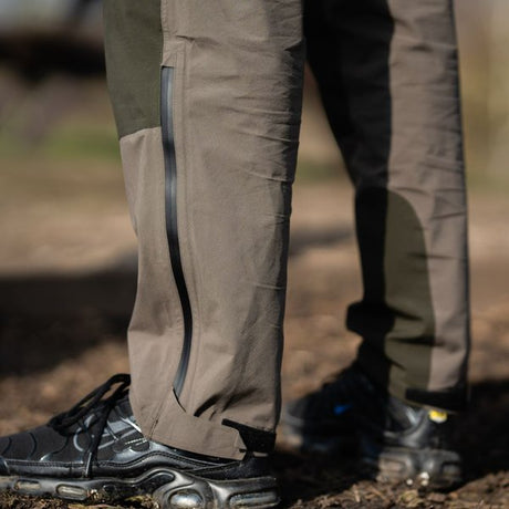 Pantalón Impermeable Nash ZT Lite Dry Pack - Tienda Carpfishing