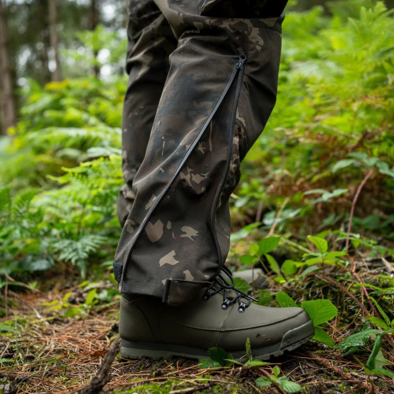 Pantalón Nash Impermeable ZT Helluva Camo - Tienda Carpfishing