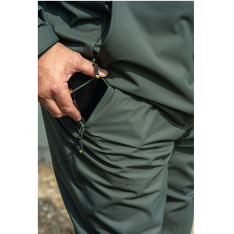 Pantalón Ridge Monkey Impermeable APEarel ThermaPro Verde - Tienda Carpfishing