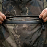 Peto Impermeable Nash ZT Helluva Camo - Tienda Carpfishing
