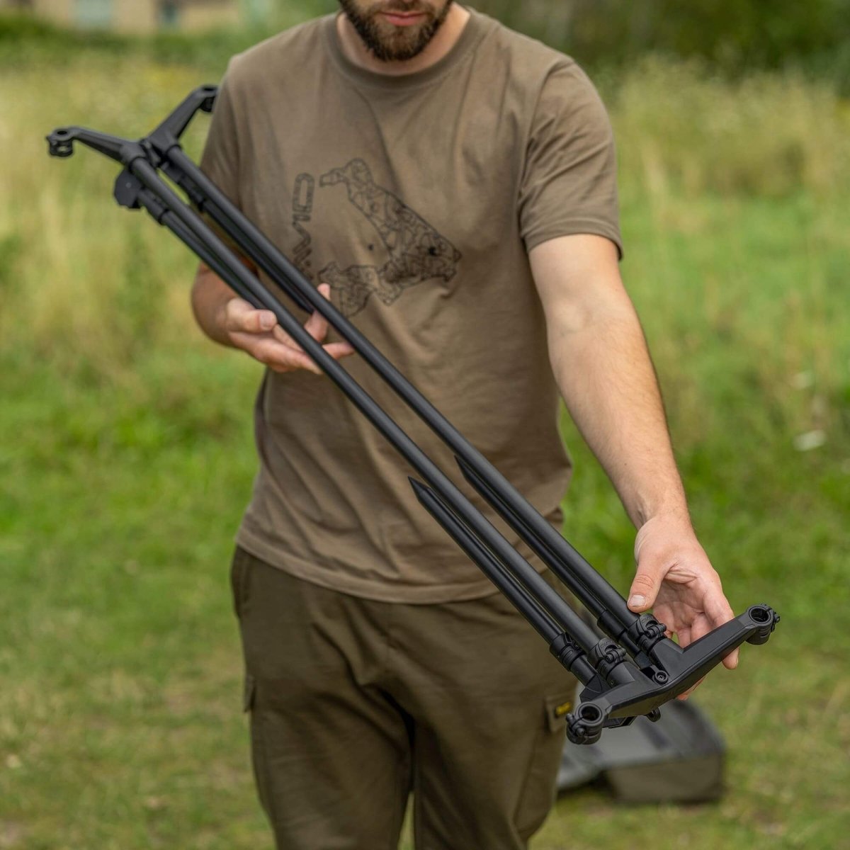Trípode Avid Carp Extremity 3 cañas - Tienda Carpfishing