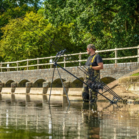 Trípode Avid Carp Extremity 3 cañas - Tienda Carpfishing