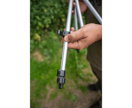 Trípode para móvil Korum - Tienda Carpfishing