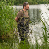 Vadeador Avid Carp Distortion Camo - Tienda Carpfishing