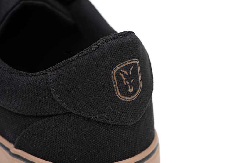 Zapatillas Fox Canvas Black - Tienda Carpfishing