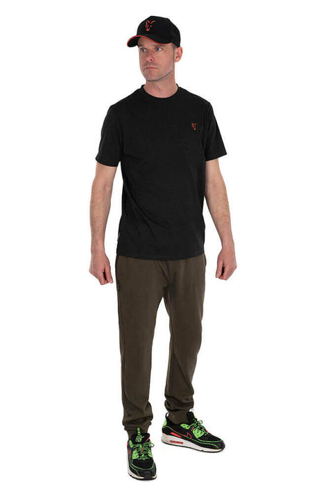 Camiseta Fox Collection T Negra y Naranja - Tienda Carpfishing