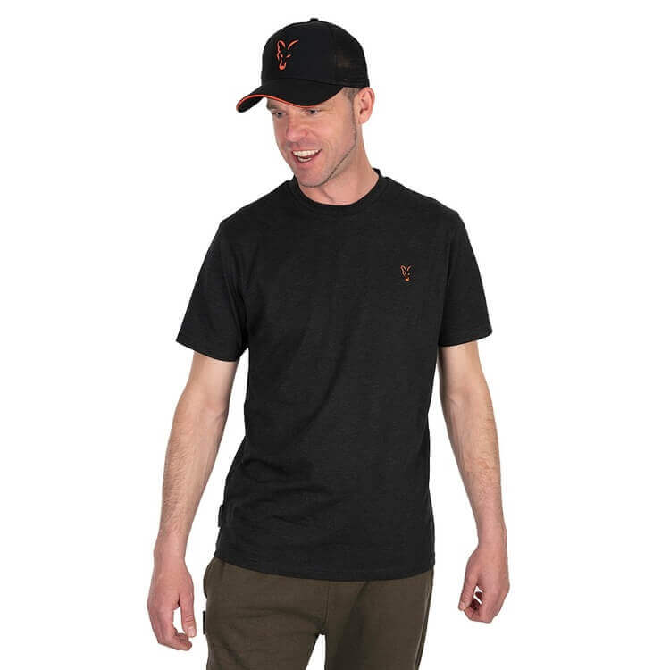 Camiseta Fox Collection T Negra y Naranja - Tienda Carpfishing