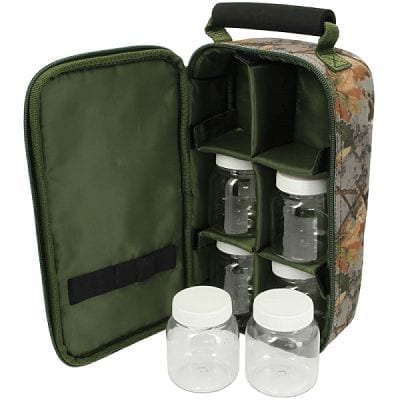 Macuto con botes para cebos NGT camuflaje - Tienda Carpfishing