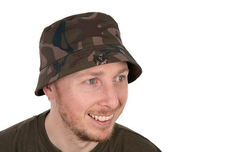 Sombrero Reversible Fox Camo Verde - Tienda Carpfishing