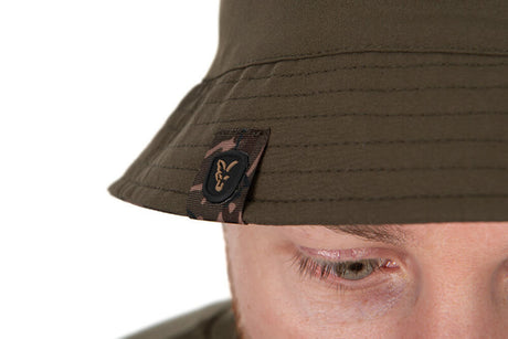 Sombrero Reversible Fox Camo Verde - Tienda Carpfishing
